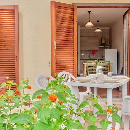 Apartments In Santa Teresa Di Gallura Eksteriør billede