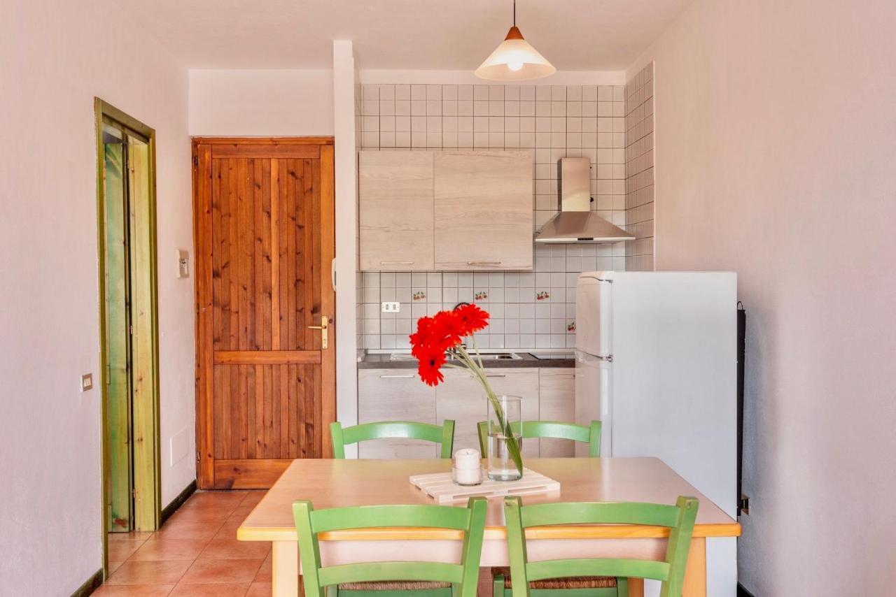 Apartments In Santa Teresa Di Gallura Eksteriør billede