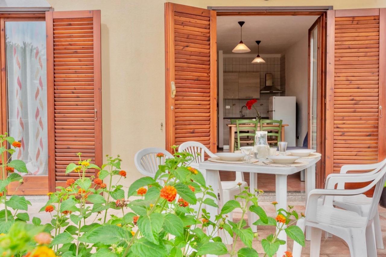 Apartments In Santa Teresa Di Gallura Eksteriør billede